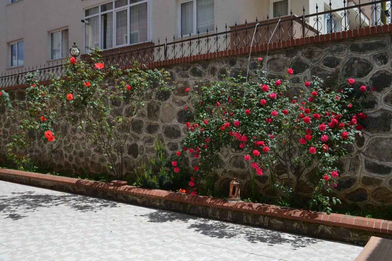 The Twins Apartmens Aparthotel Trabzon Esterno foto